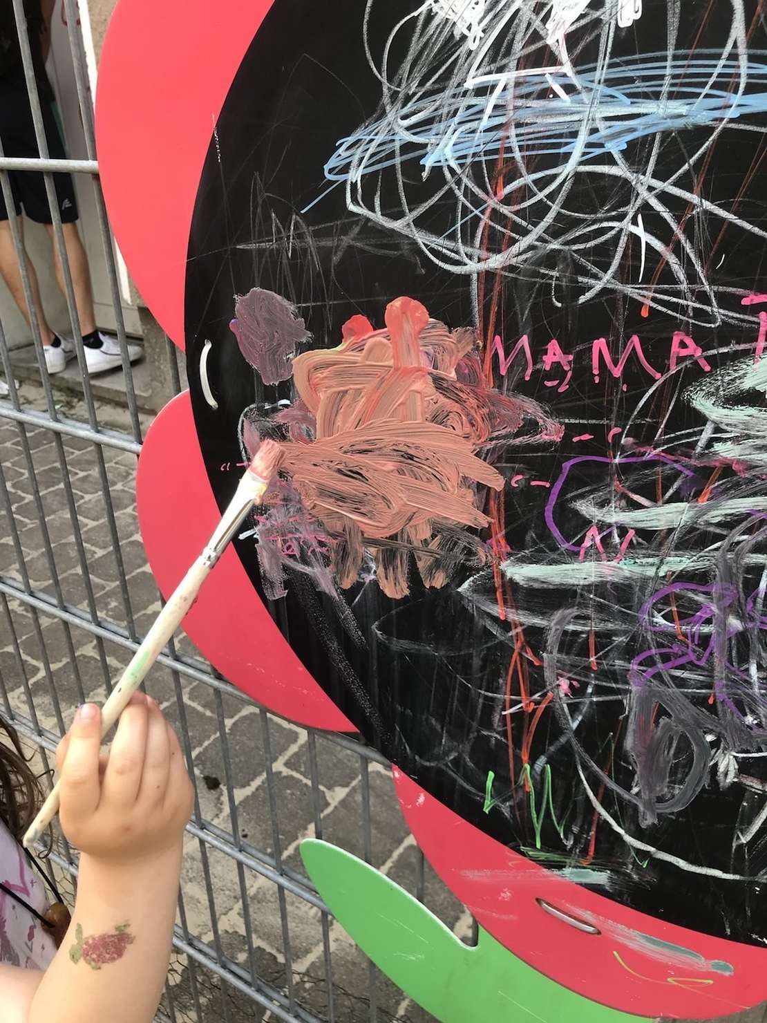 Kinder feiern ein Fest